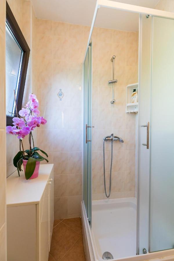 Apartments Marija Funtana Ngoại thất bức ảnh